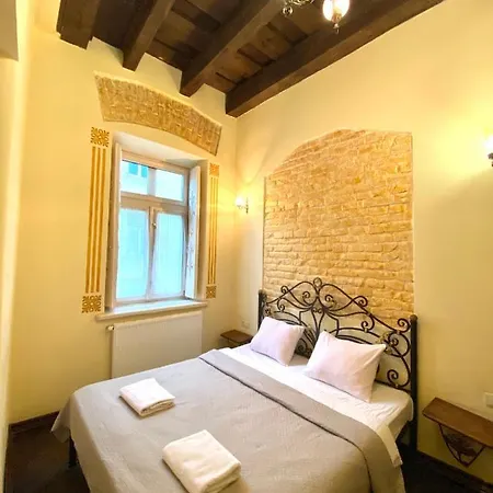 Апартаменти на вул. валова 21/16а Львів