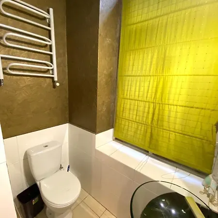 на вул. валова 21/16а Апартаменти *