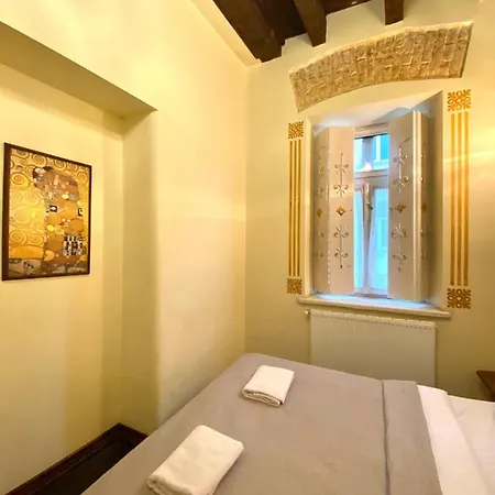 Апартаменти на вул. валова 21/16а *