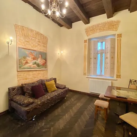 подобово на вулиці валова 21а リヴィウ