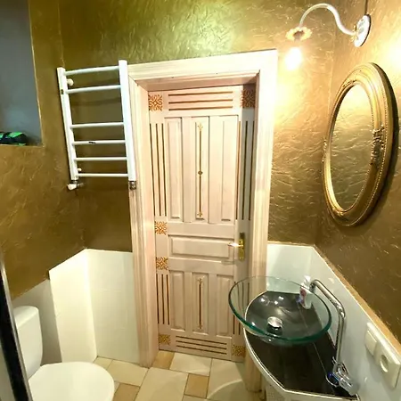 подобово на вулиці валова 21а Apartment Lviv