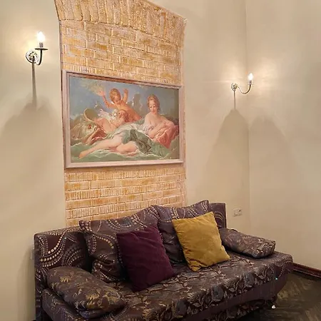 アパート подобово на вулиці валова 21а リヴィウ