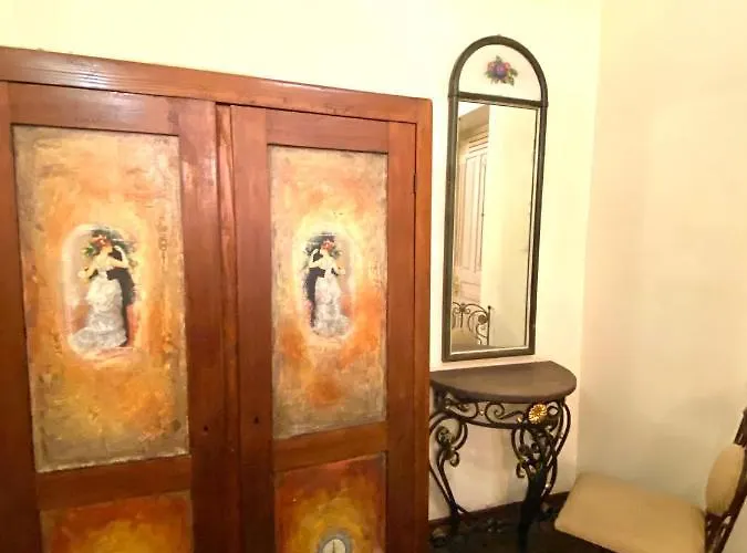 Apartamento подобово на вулиці валова 21а Lviv