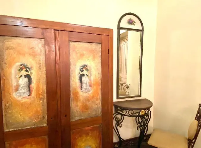 подобово на вулиці валова 21а Apartamento Lviv