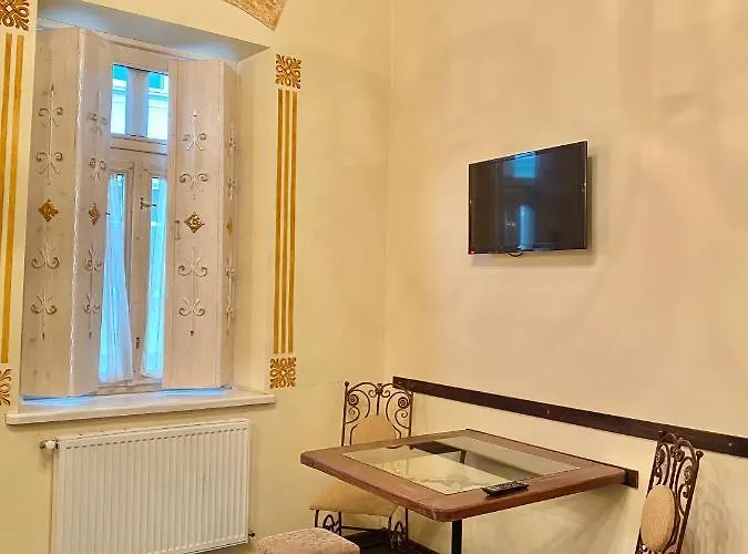 подобово на вулиці валова 21а Apartamento Lviv